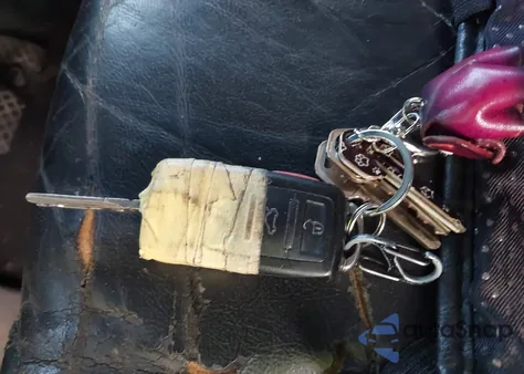 2003 Volkswagen Jetta Gls 2.0L from USA, damaged, VIN 3VWSK69M83M080397